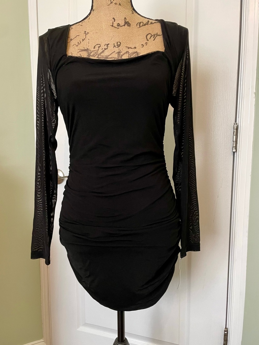 Black Long-Sleeve Ruched Bodycon Dress